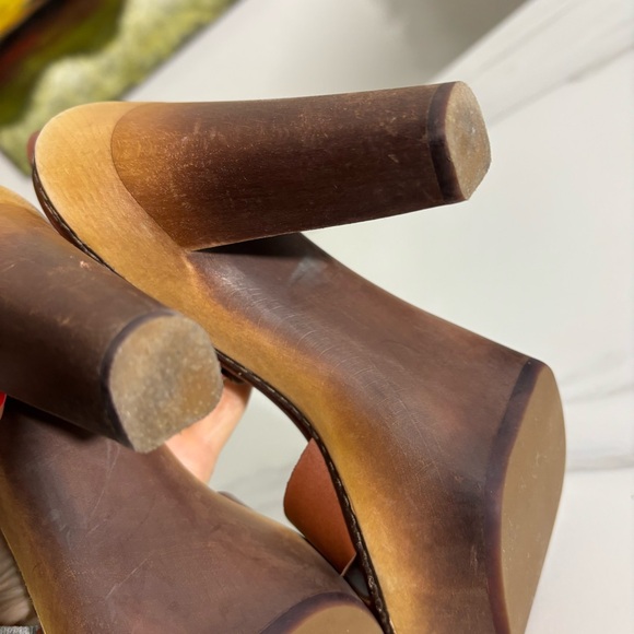 Ugg Brown Platform Leather Sandals Sz 8 - Picture 8 of 11